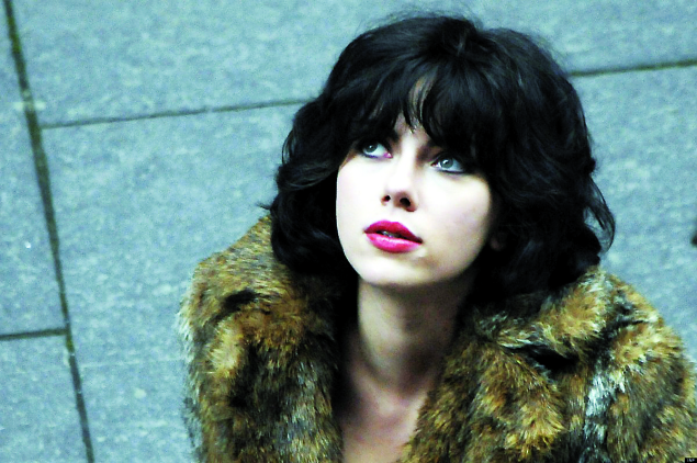 under-the-skin-scarlett-johansson-under-the-skin_rgb