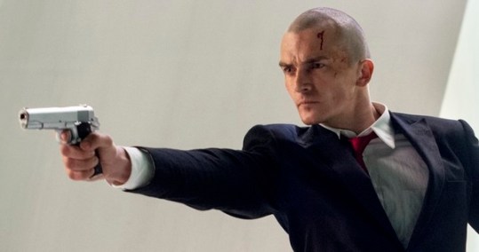 DF-04496_04515_R -- Agent 47 (Rupert Friend) and Katia (Hannah Ware) are on the run in “Hitman: Agent 47.